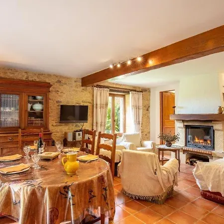 Le Pourqueyrol Holiday home *